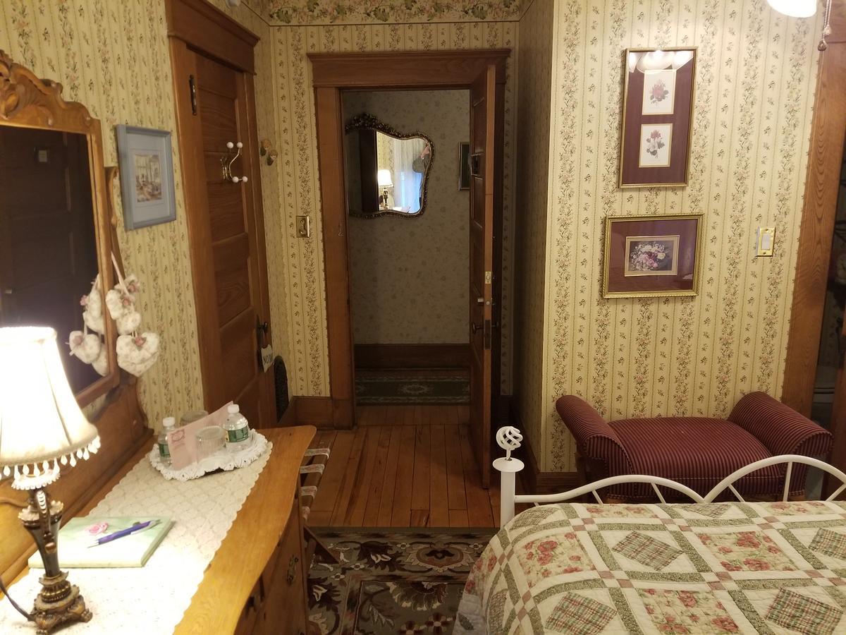 Rose & Thistle Bed & Breakfast คูเปอร์สทาวน์ ภายนอก รูปภาพ